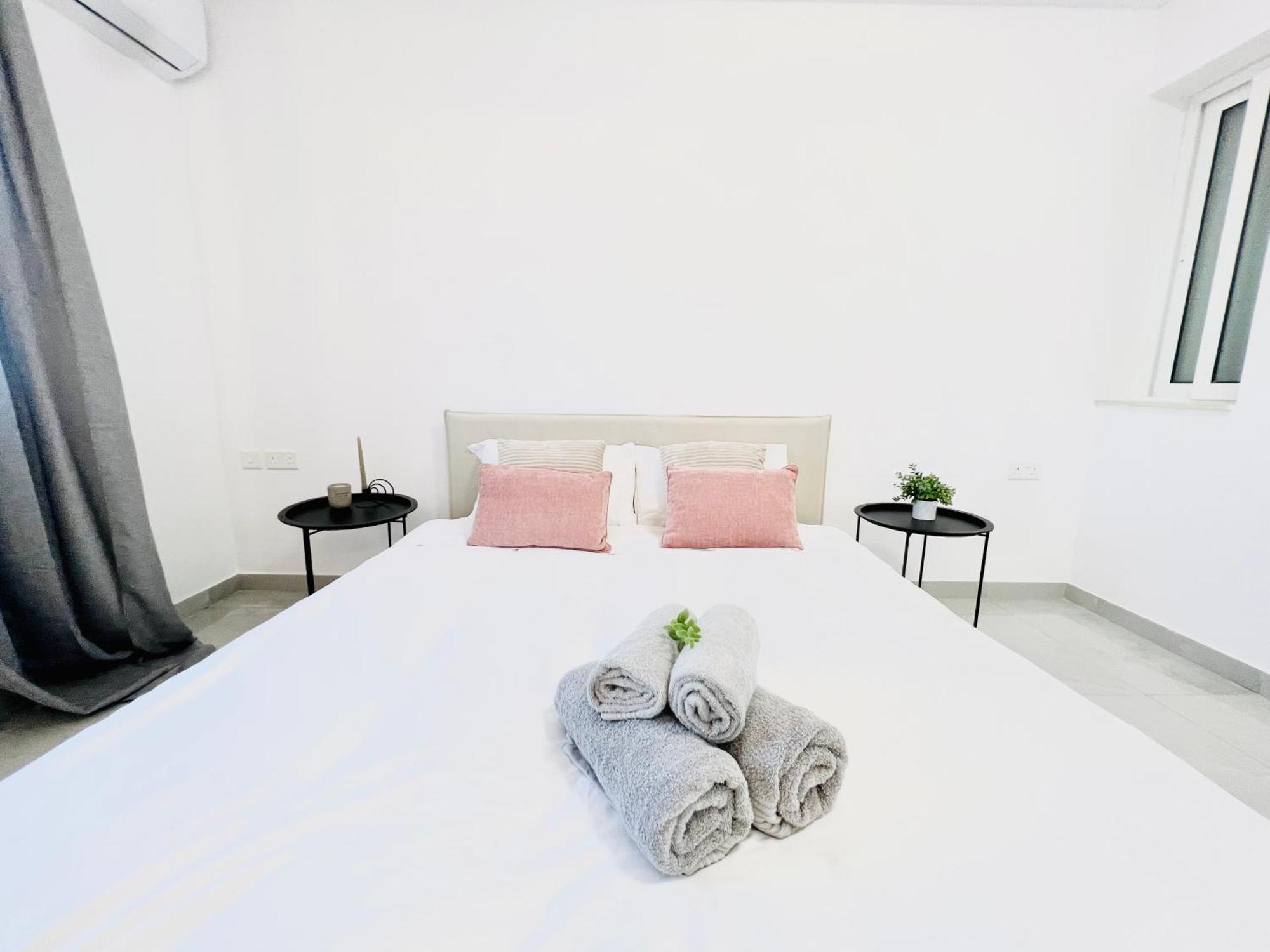 Sunshine Suits - Brand New Apartments Msida Extérieur photo